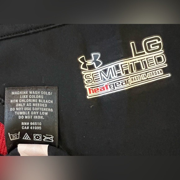 4 Athletic/Yoga Tops - 3 Black, 1 Orange - Like New - Picture 7 of 14